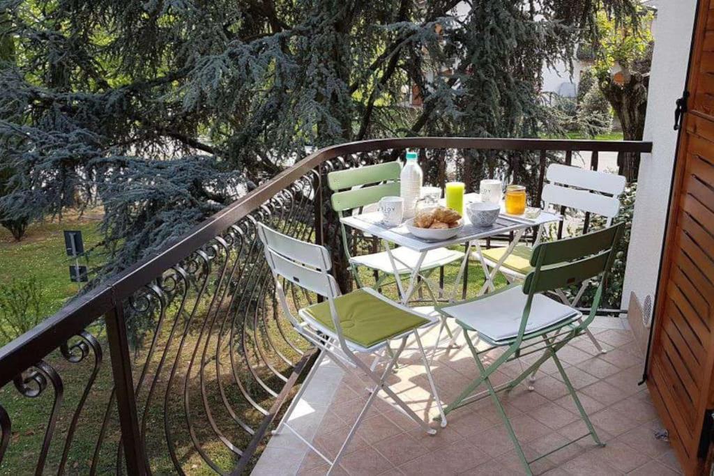 Casa Francesca Apartment เปสเคียรา เดล การ์ดา ภายนอก รูปภาพ